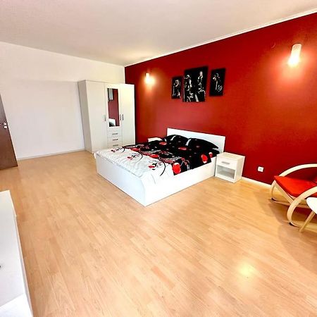 Apartament Novara 21 Крайова Экстерьер фото